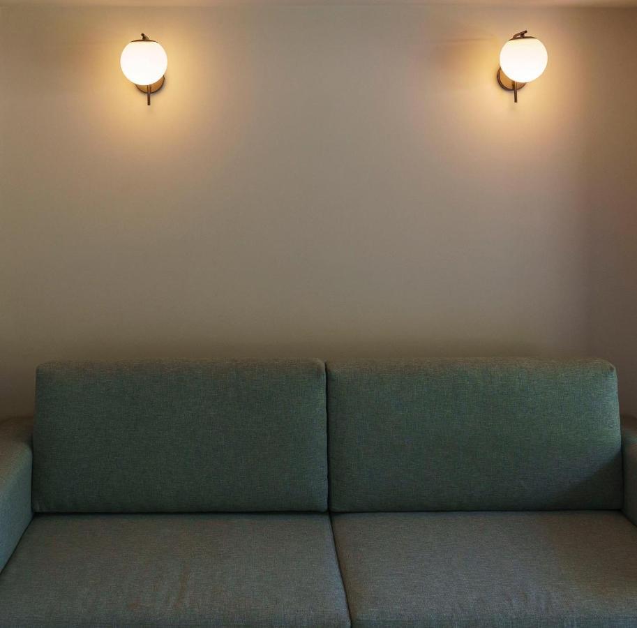 Zinozis Beach Apartments 沃尔沃罗 外观 照片